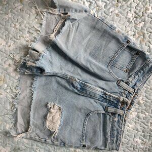 UNIONBAY Denim Short - Size 7